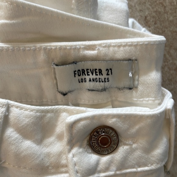 NWT White Jeans Distressed Sz 7 (Waist 28) - Picture 3 of 4